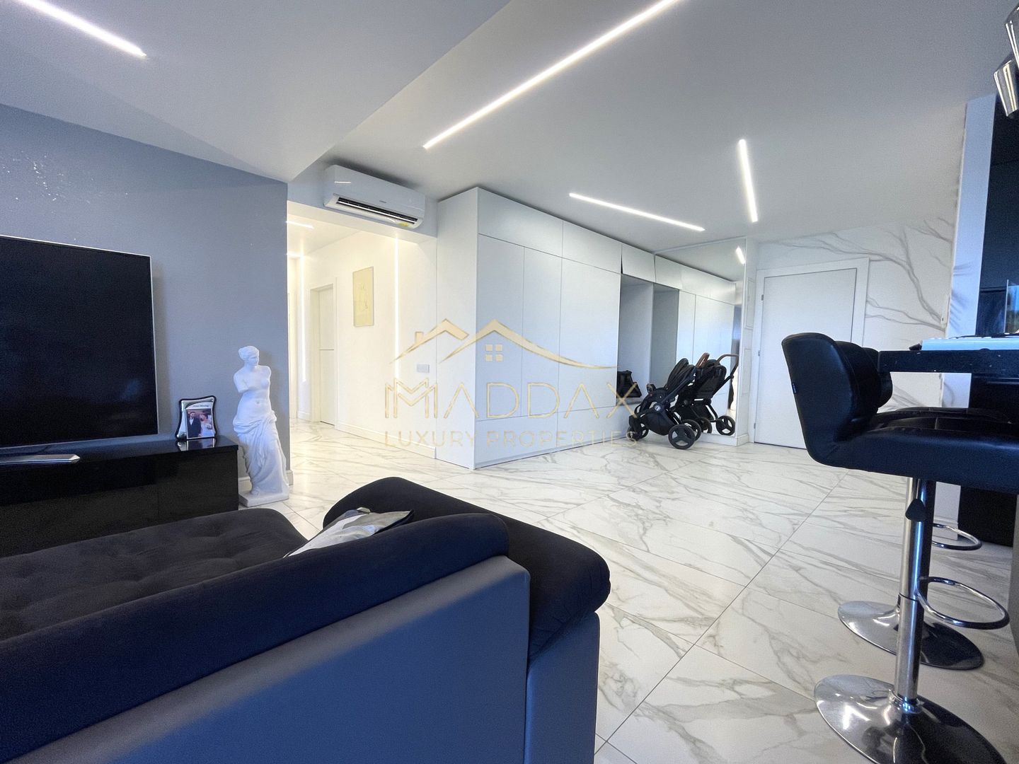 4 rooms apartment - 122 sqm *Furnished*/ 1 Parking / Floreasca - Poză 16