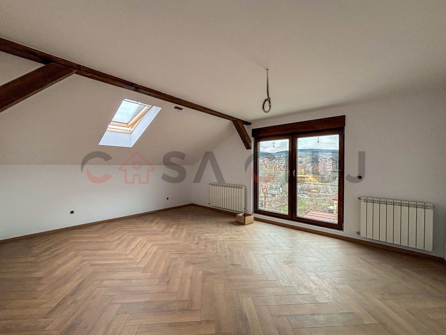 Duplex Finisat intr-o zona linistita - 200mp Curte Libera - Poză 6