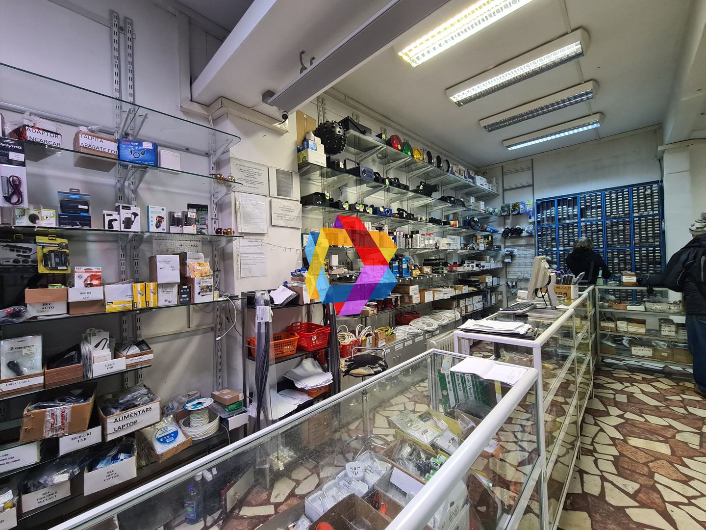 Spatiu comercial de închiriat Brasov - 120 mp # plus-imo.ro - Poză 3