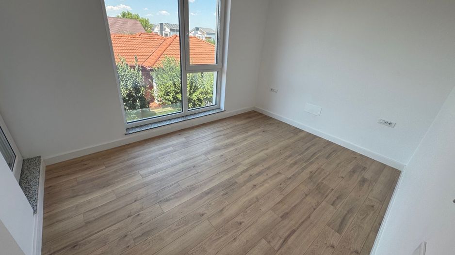 Vile Tunari, zona BUNA, Toate Utilitatile, curte 350m2 - Poză 10
