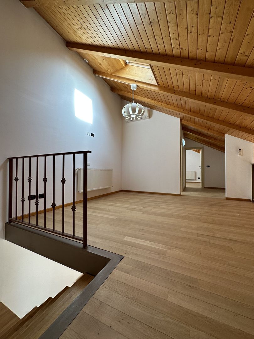 P-ta Unirii - Comision 0% | Apartament 3 camere-113 mp | Imobil 2008 - Poză 24