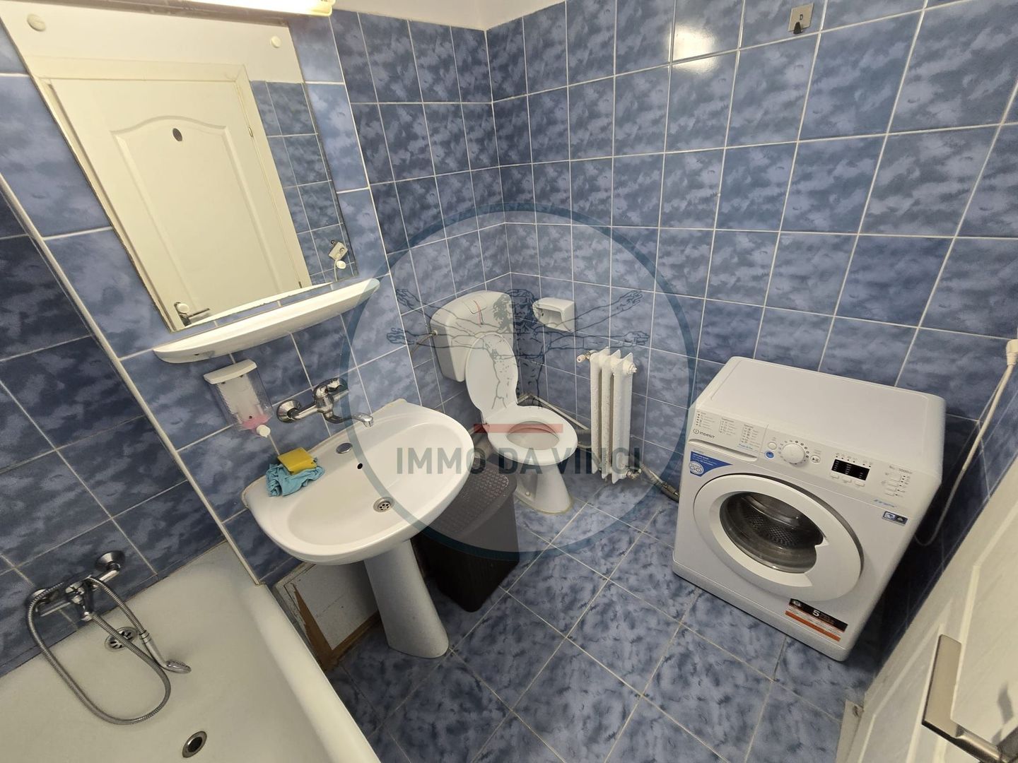 închiriez apartament cu două camere decomandate - Poză 7