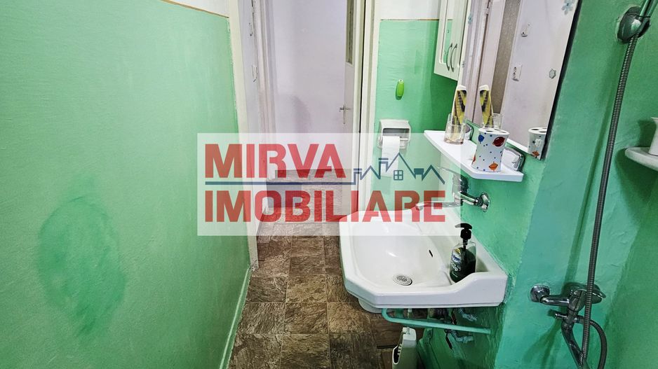 De vânzare apartament 2 camere, zona Malu Roșu, Ploiești - Poză 9