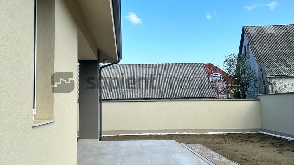 CASA NOUA DE VANZARE IN ORADEA - Poză 6
