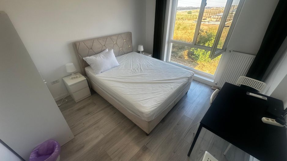 AP. 2 CAMERE PIERSICULUI, LOC PARCARE, BLOC NOU, BUCATARIE INCHISA - Poză 1