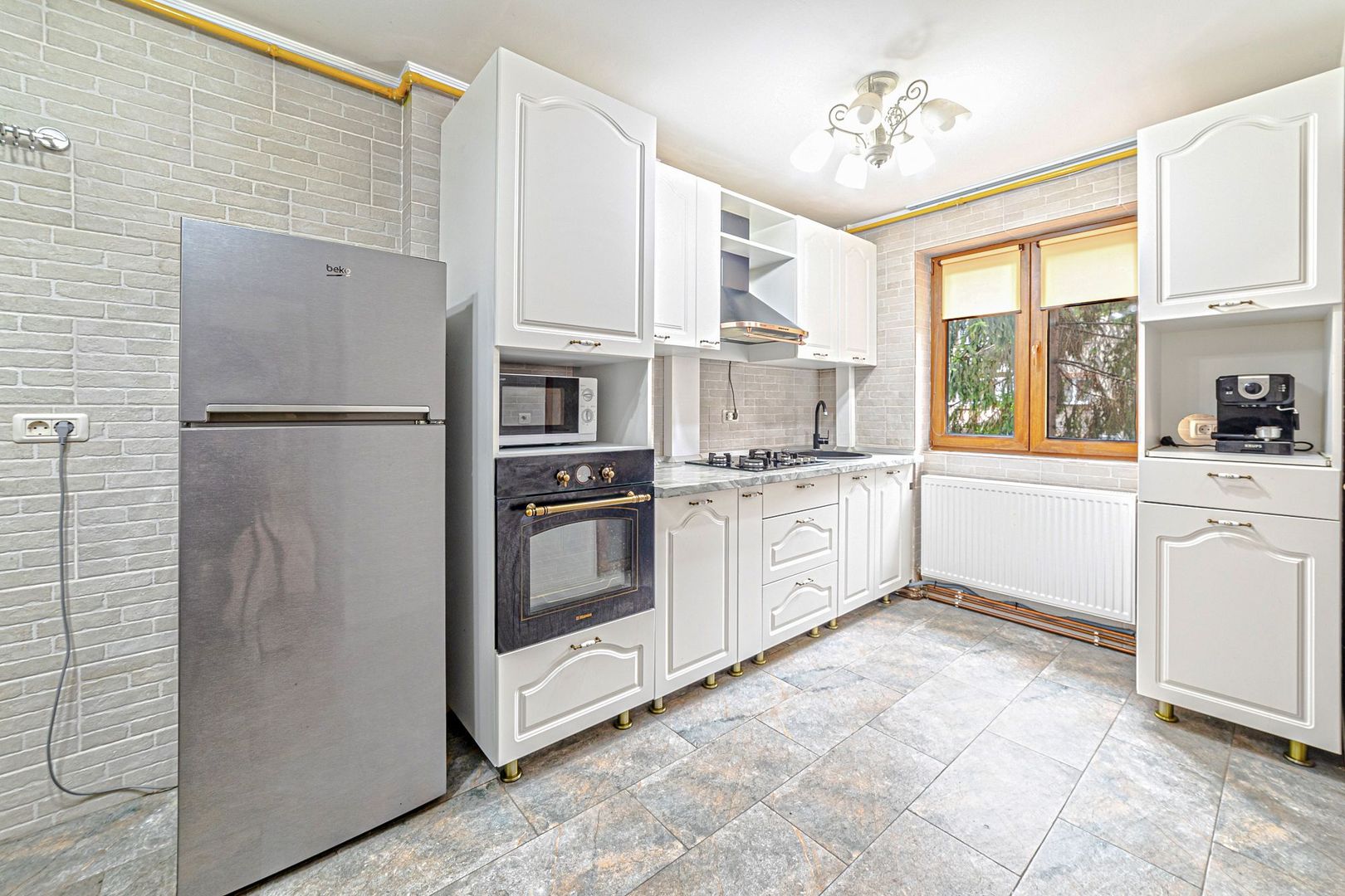Apartament impecabil în zona băncilor, Podgoria. - Poză 3