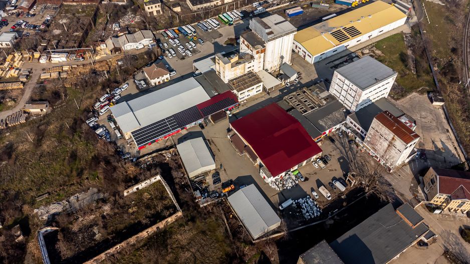 Platforma industriala 3552 mp hale beton si 9883 mp teren - Poză 4