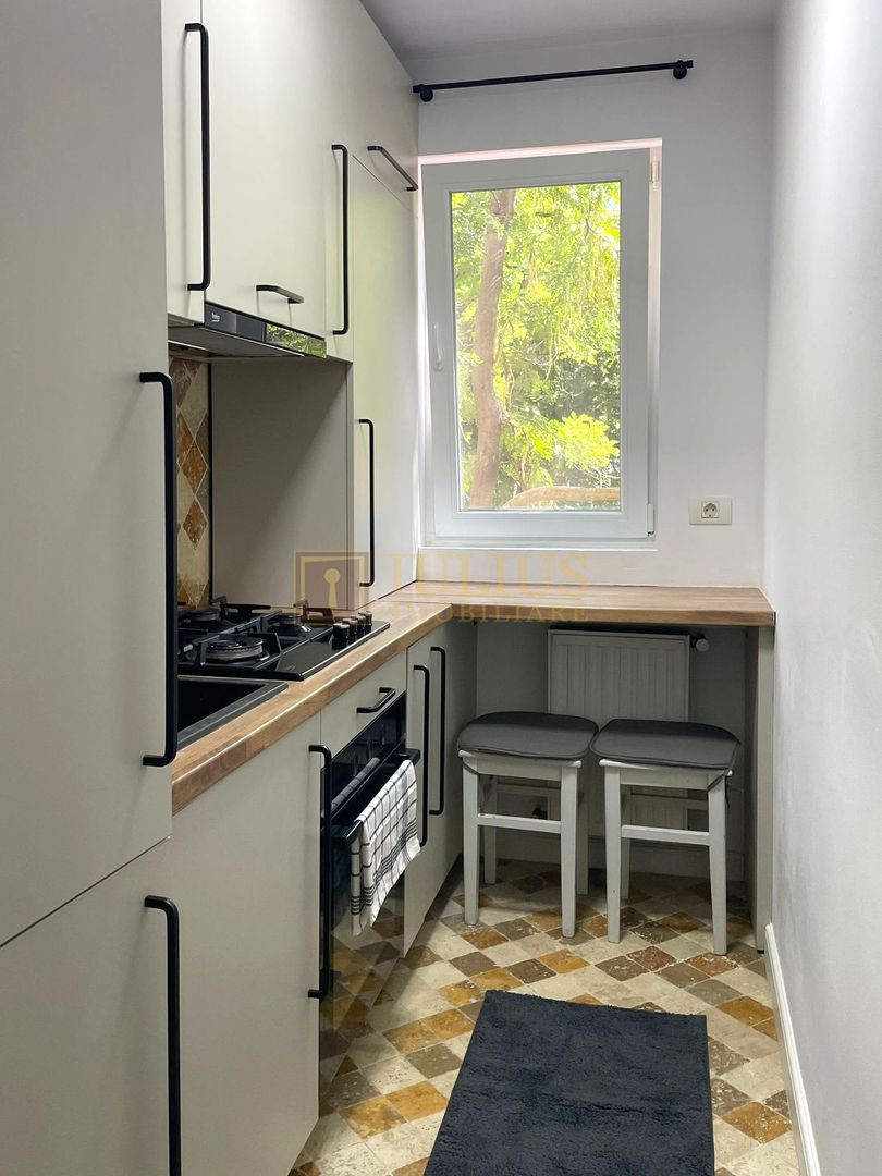 Apartament cu 3 camere, zona Cetatii - Poză 8
