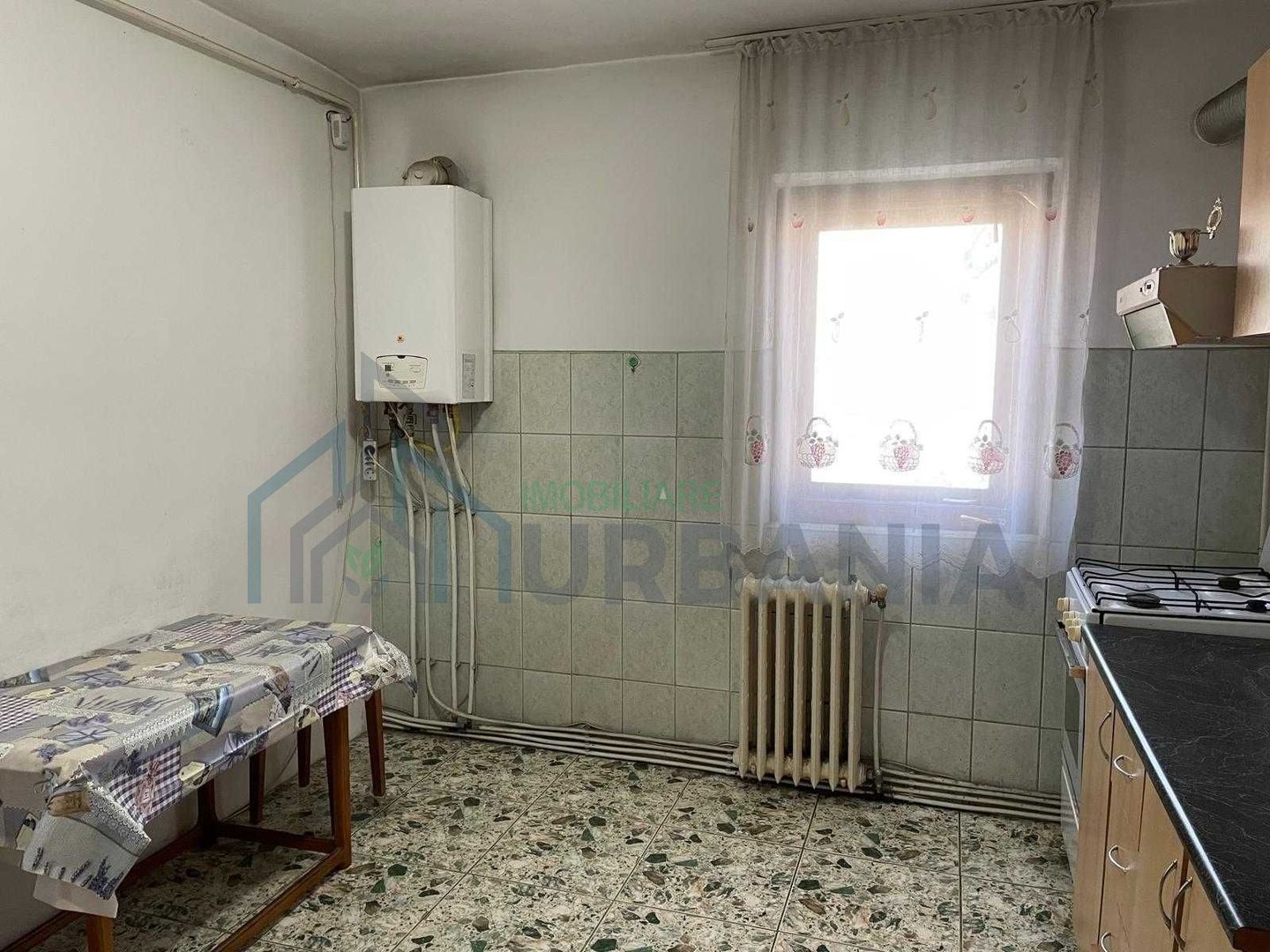 Ap 2 camere decomandat, zona Gara - Arcu - Poză 6