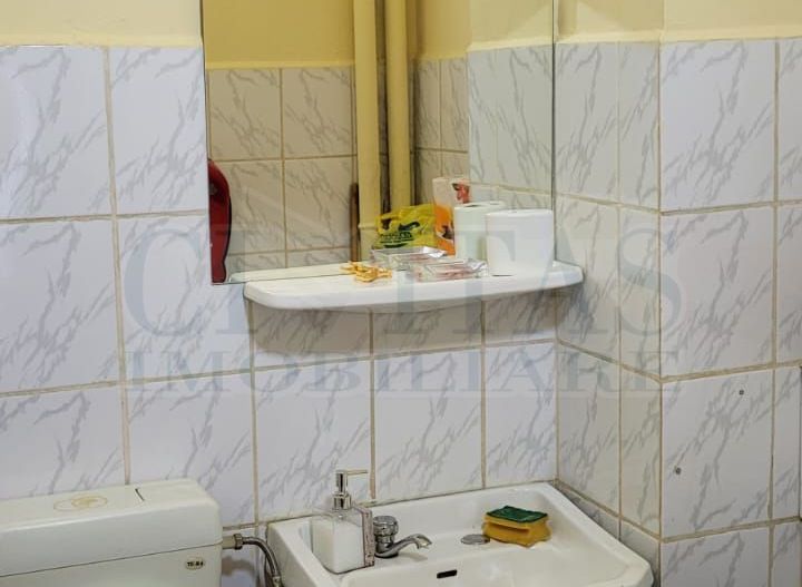 4 camere zona Casa Piratilor, 80 mp, decomandat - Poză 7