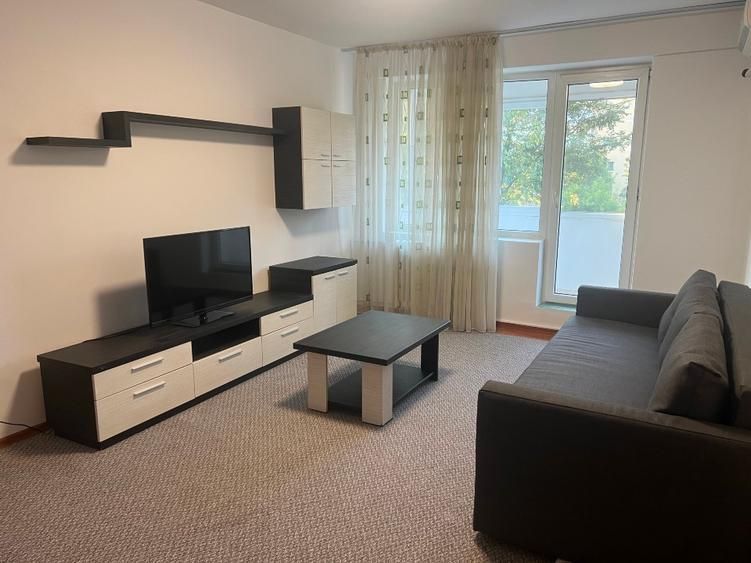 Închiriere Apartament cu 2 camere renovat, 4 min metrou Costin Georgian - Poză 4