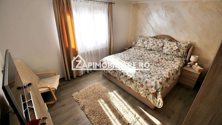 Casa 6 camere, 150mp.utili,527mp teren, zona semicentral - Poză 5