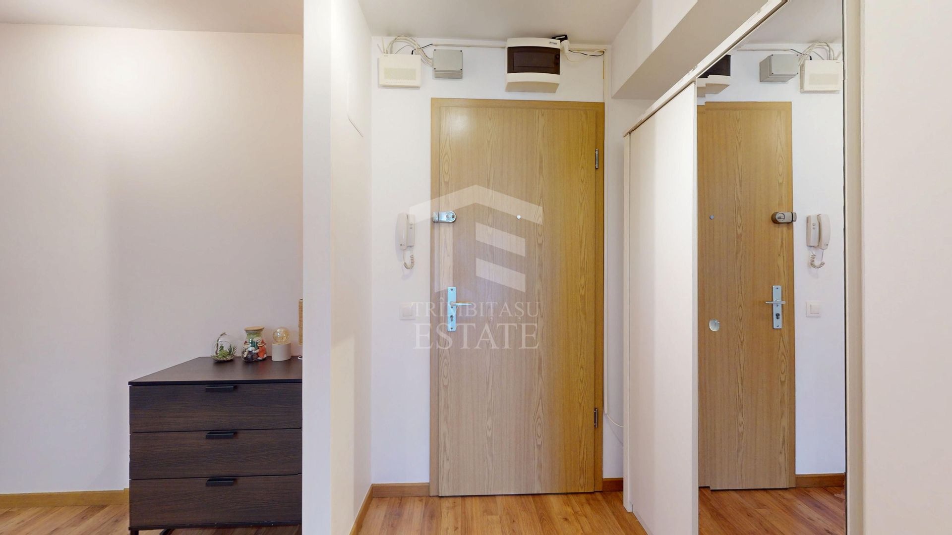 Apartament 2 camere bloc 2015 Bd. Timișoara - Poză 11