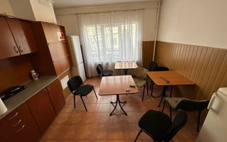 Apartament spatios 150 mp - Poză 7