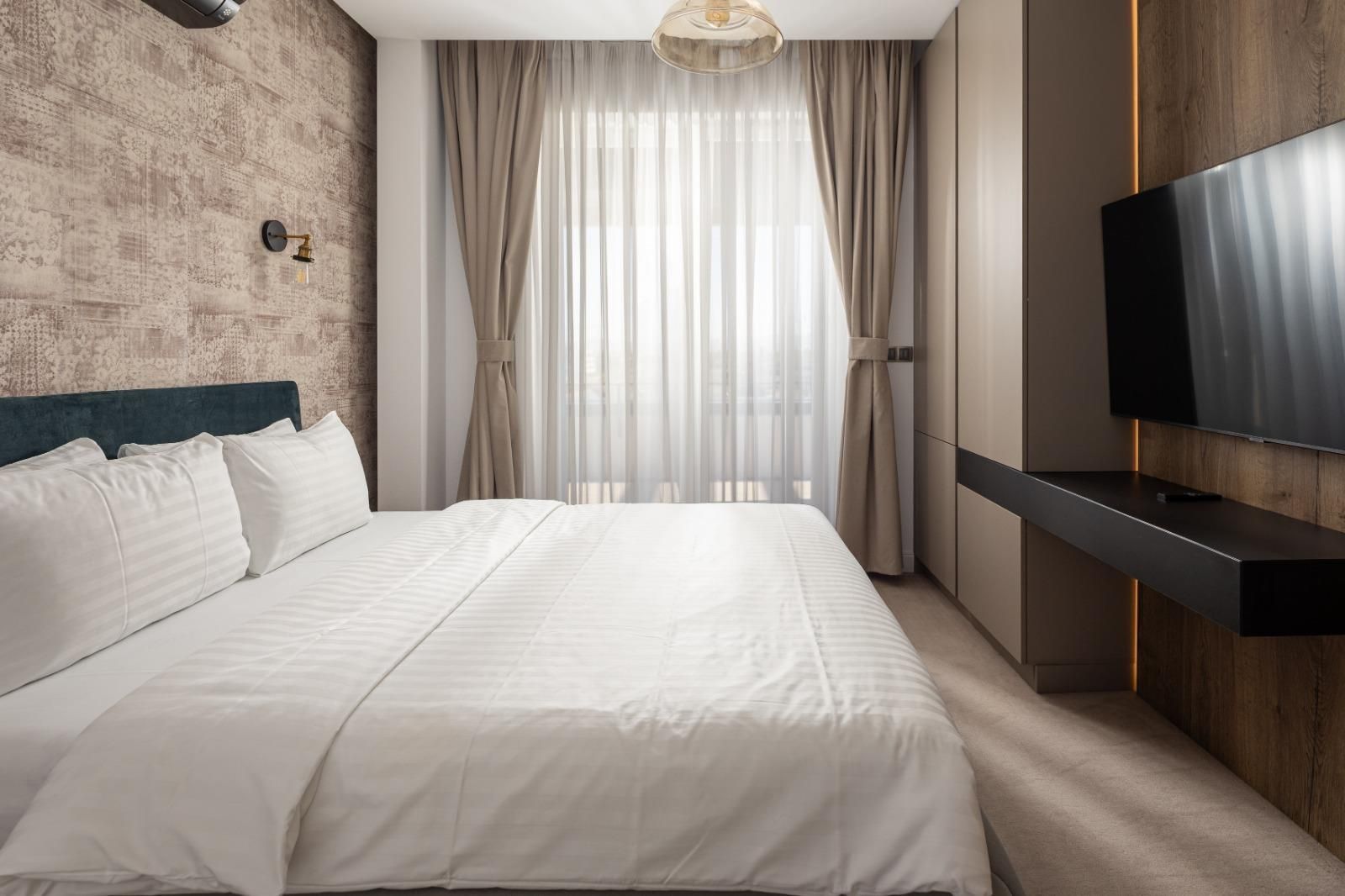 Penthouse 4 camere Kasper | Terasa 160mp cu View si Jacuzzi - Poză 7