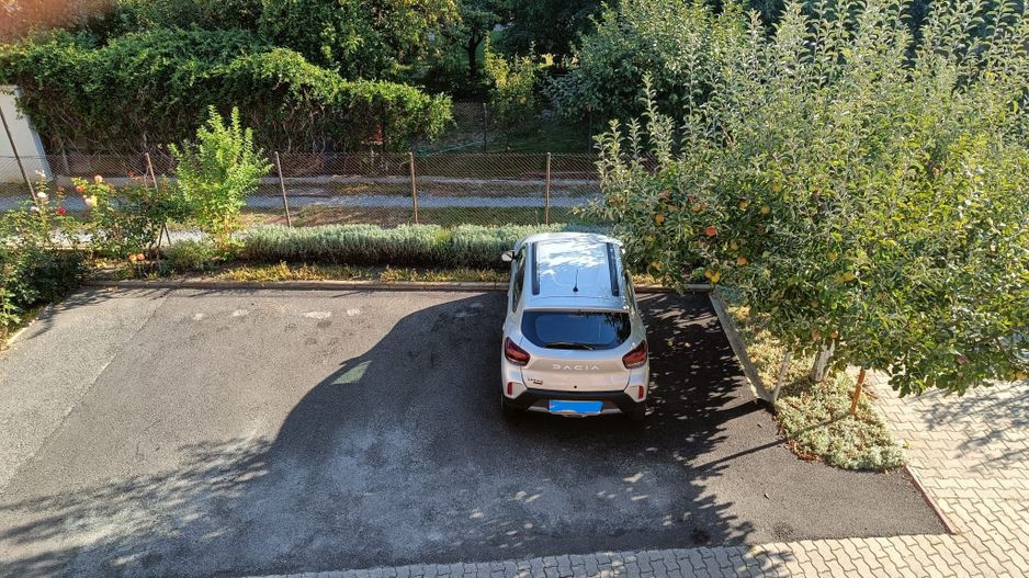 Spatiu de birou la casa cu curte si parcari - Poză 14