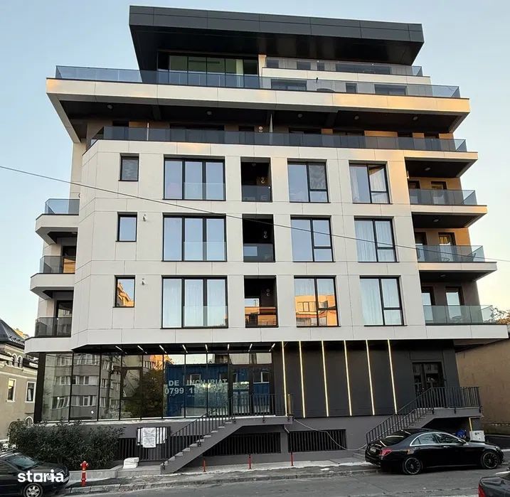 Spatiu Comercial Decebal Vis a vis de restaurant Turqoise - Poză 1