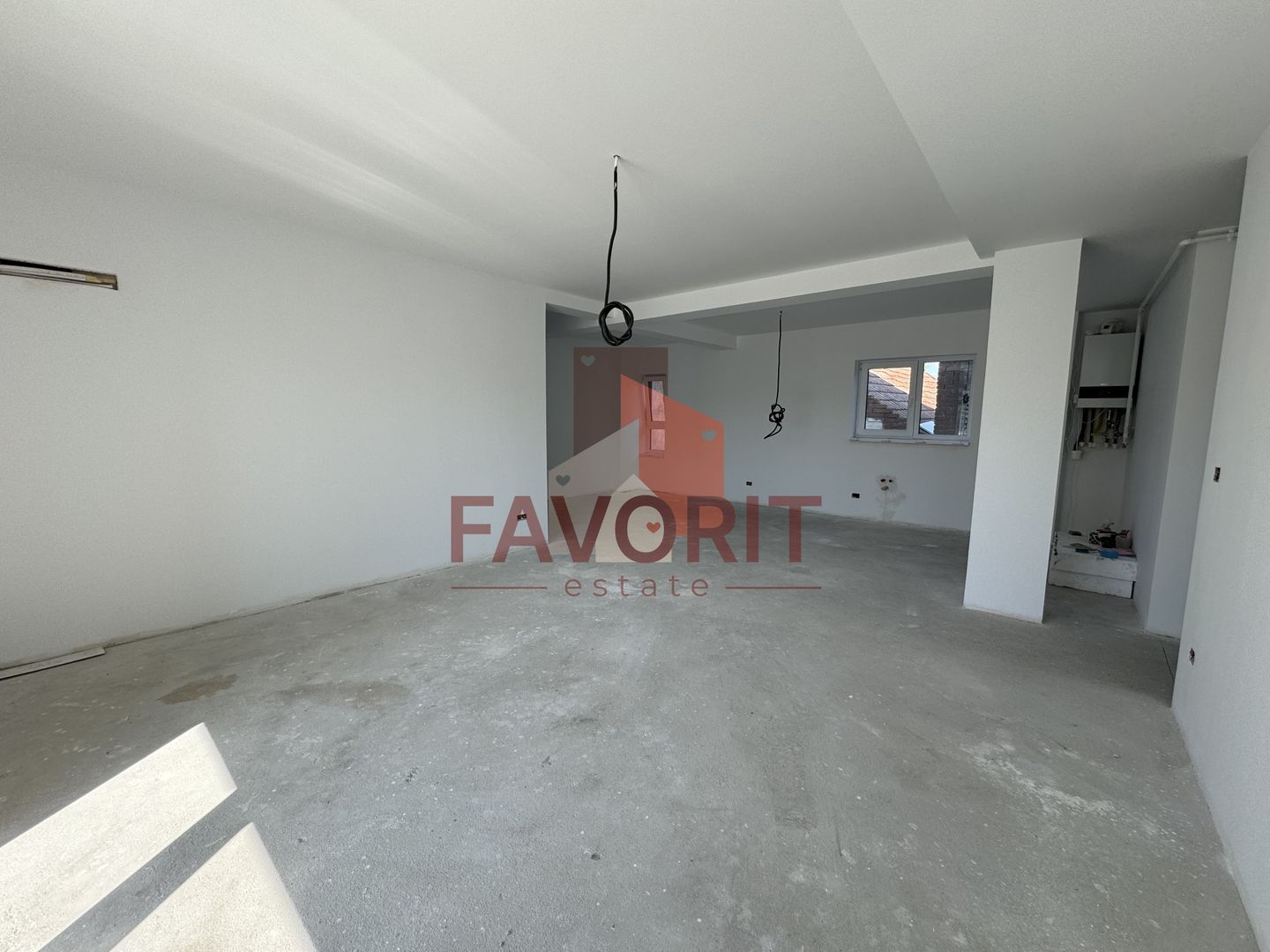 Etaj 1. Pozitie excelenta. Finisat la cheie - Poză 1