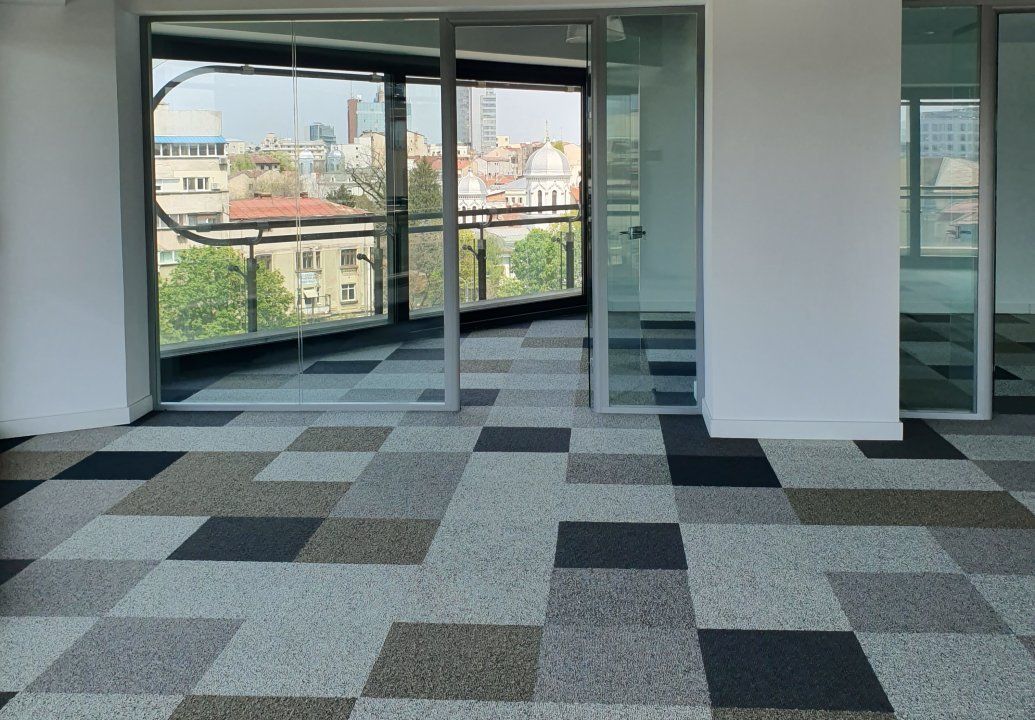 Spatiu office in cladire de birouri - Poză 1