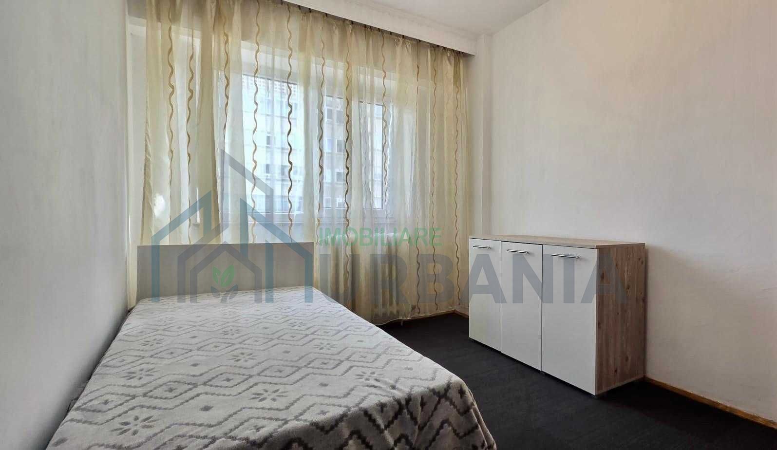 Apartament 3 camere, 2 bai, Sf. Lazar – Centru Civic, balcon 15 mp, centrala proprie - Poză 3
