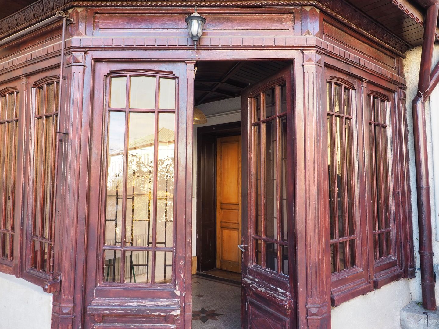 INCHIRIERE PARTER VILA ISTORICA-UNIVERSITATE-Izvorul rece - Poză 16