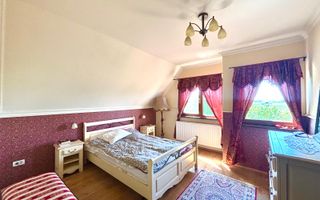 Casa individuala cu pozitie centrala, teren 1140 mp - Sanmihaiu Roman - Poză 12