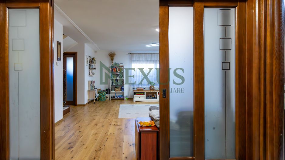 Casă/Vilă modernă de vânzare la intrare în Bogdan Vodă, județul Bacău. - Poză 27