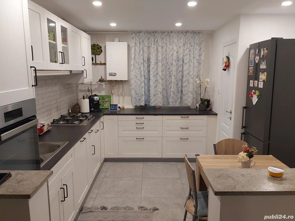 Apartament spaţios cu 3 camere, Cartier Zorilor, 68 MP - Poză 1