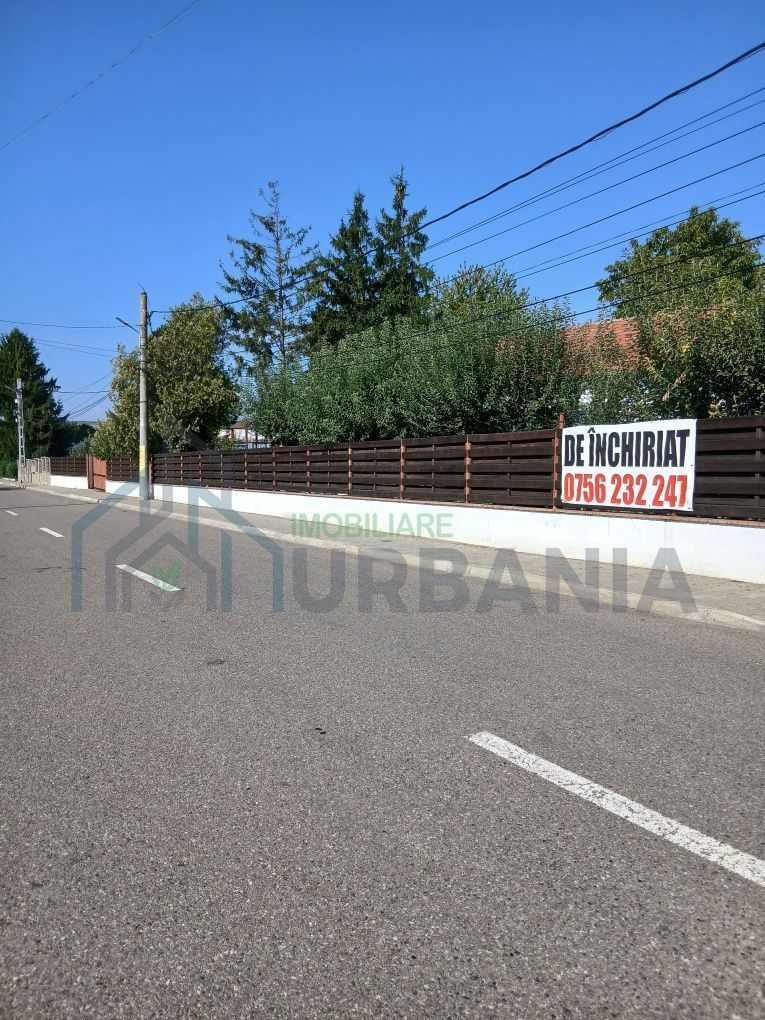 Spațiu de închiriat în Târgu Frumos, cu suprafață generoasă și curte interioară - Poză 1