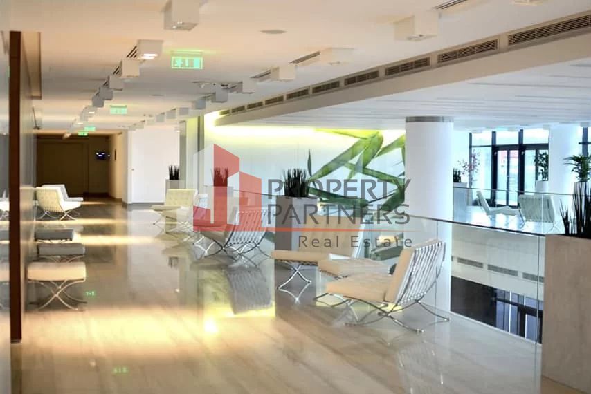 Spatiu comercial - Parter cladire de birouri - 588.35 mp - Showroom - Poză 7