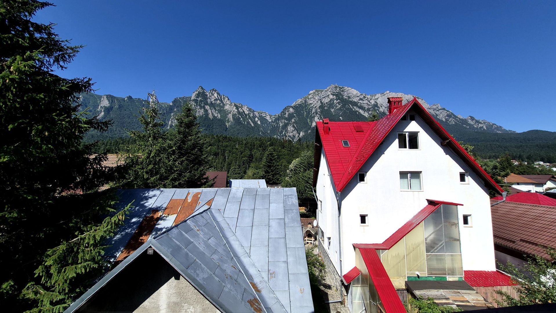 Apartament cu 4 camere 125 mp (4 garsoniere) la cheie + 60 mp pod - Busteni - Poză 10
