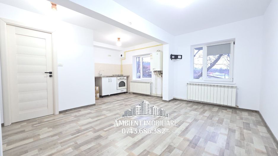 Garsonieră renovată tip open-space, etaj 2, VASLUI zona CONFECȚII; - Poză 5