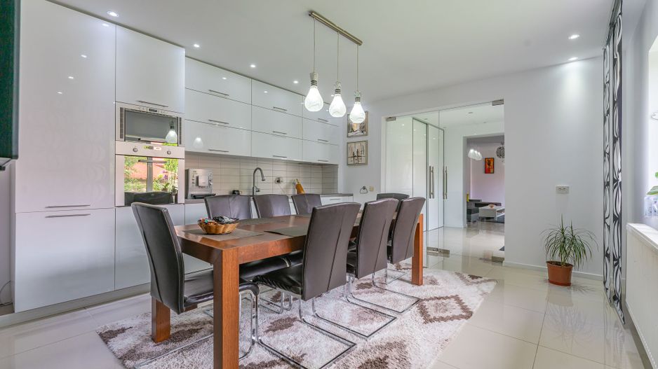 Casa renovata 2016 in Ghimbav - Poză 3