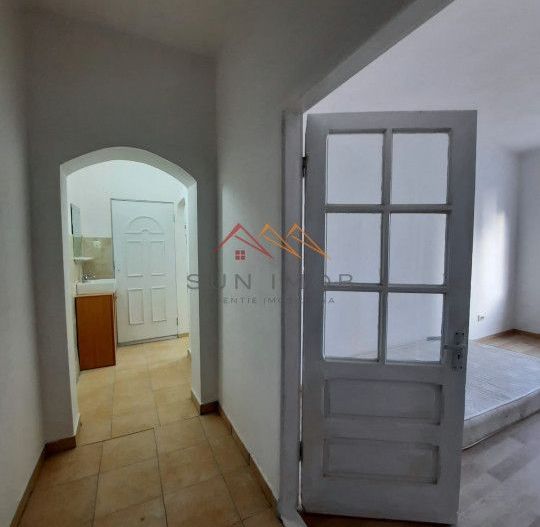 Garsoniera, zona centrala, 40 mp, recent renovata, Campina, Prahova - Poză 5