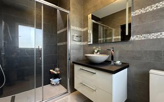 Vila cu sala de fitness, sauna, jacuzzi, zona de top - Andrei Muresanu - Poză 12