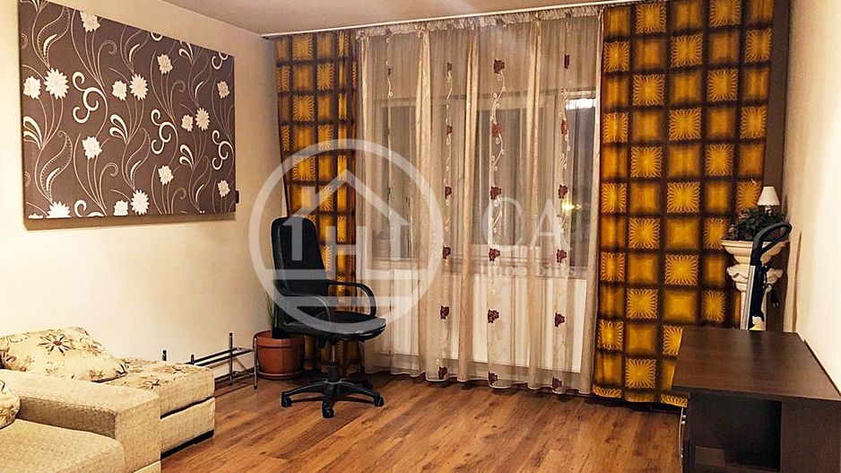 Apartament cu 4 camere de vanzare in Rogerius, Oradea - Poză 2