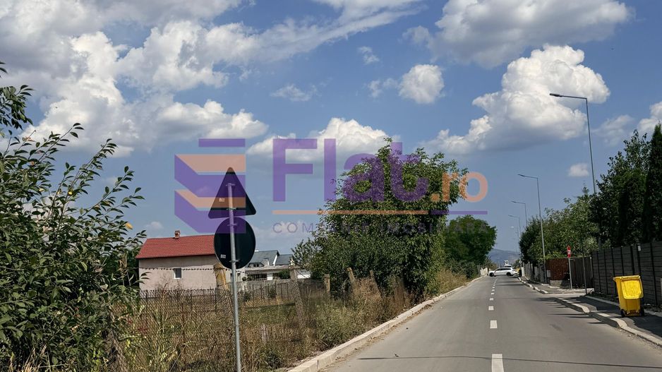 Teren intravilan de vânzare în Hărman, Brașov cu utilitati - Poză 2