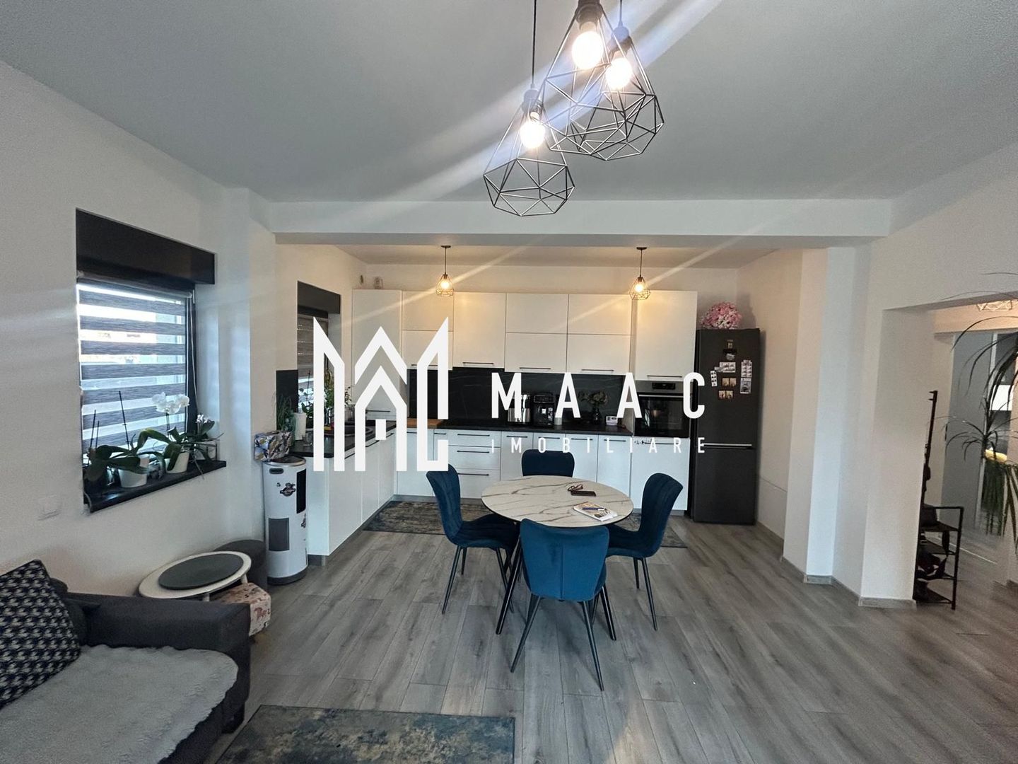 Apartament la Casă | 3 Camere | 64MPU | 83MP Curte I Șelimbăr - Poză 1
