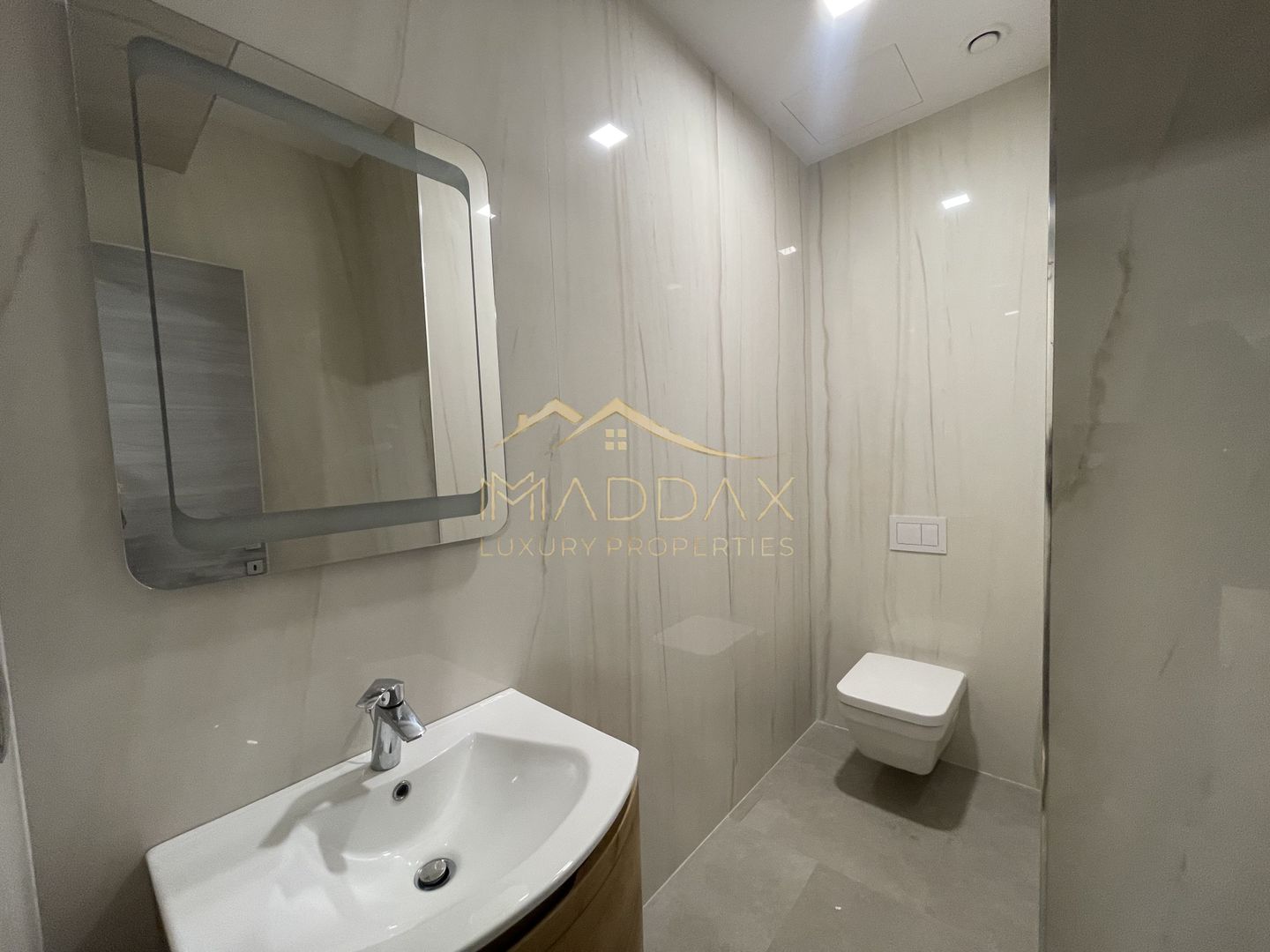 **APARTAMENT ELEGANT** FLOREASCA **CU VEDERE SPECTACULOASA CATRE LAC - Poză 22