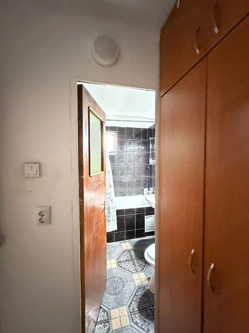 Vanzare Apartament 2 camere, 48 mp, parter, parcare, bloc reabilitat , Rahova - Poză 5