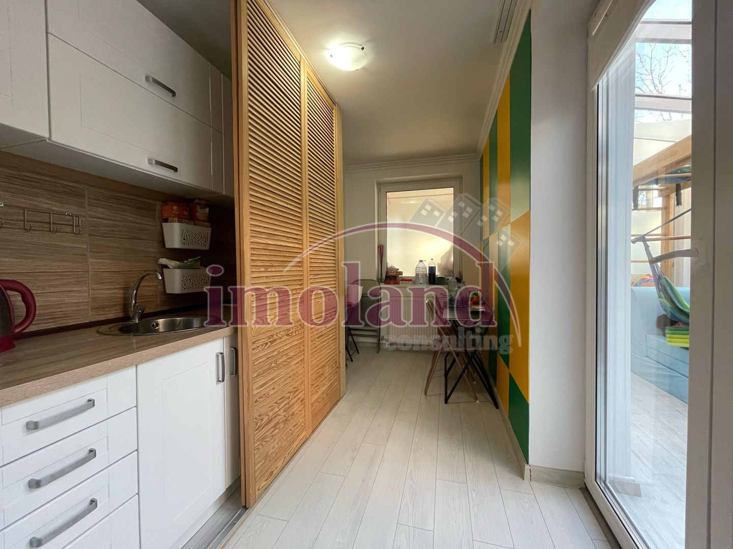 Vanzare vila 72 mp cu wintergarden | cartier case Jandarmeriei, padurea Baneasa - Poză 13