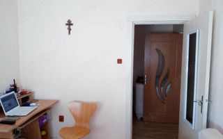 BRASADAS vinde ap 2 cam la PARTER zona Spitalul Judetean. - Poză 6