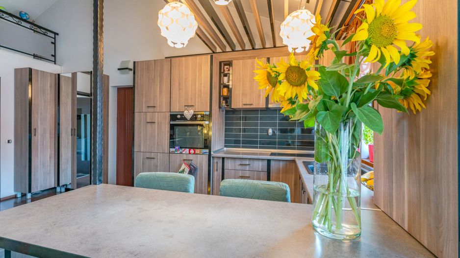 Apartament 2 Camere de Vânzare, Mobilat și Utilat, Sânpetru - Poză 1