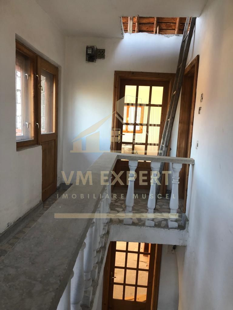 VILA 4 CAMERE, SUPRAFATA 144 MP, TEREN 491 BUGHEA DE JOS - Poză 11