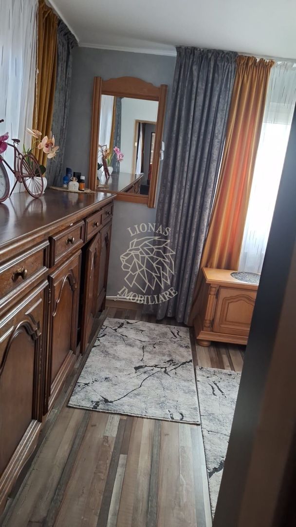 Doua Case 240 mp-teren 1328mp-livada-magazie-Cristesti Pascani - Poză 5