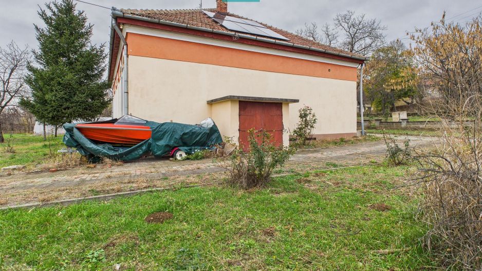 CONAC IMPRESIONANT ÎN GHIOROC - Poză 19