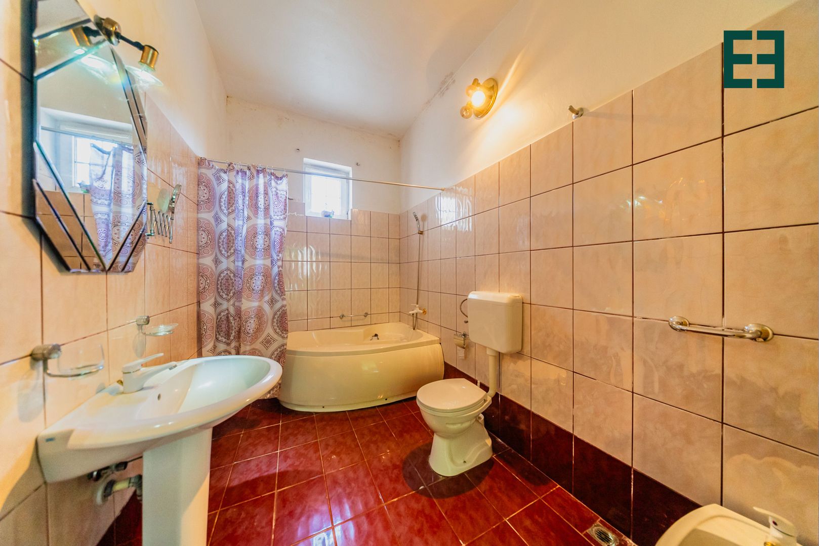 Casă cu 4 camere și 1044 mp Teren - Aradul Nou - Arad - Poză 13