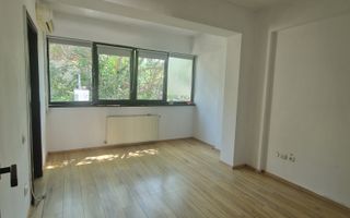 Vila P+3, suprafata utila 345 mp, aflata la 10 min. de P-ta Victoriei - Poză 4