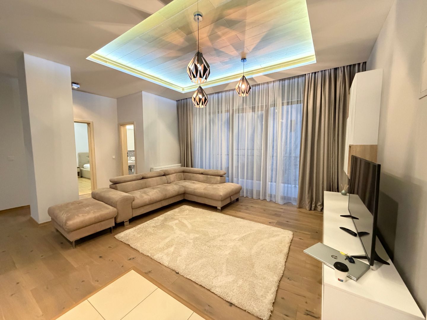 Cel mai frumos apartament, disponibil din August - Poză 9