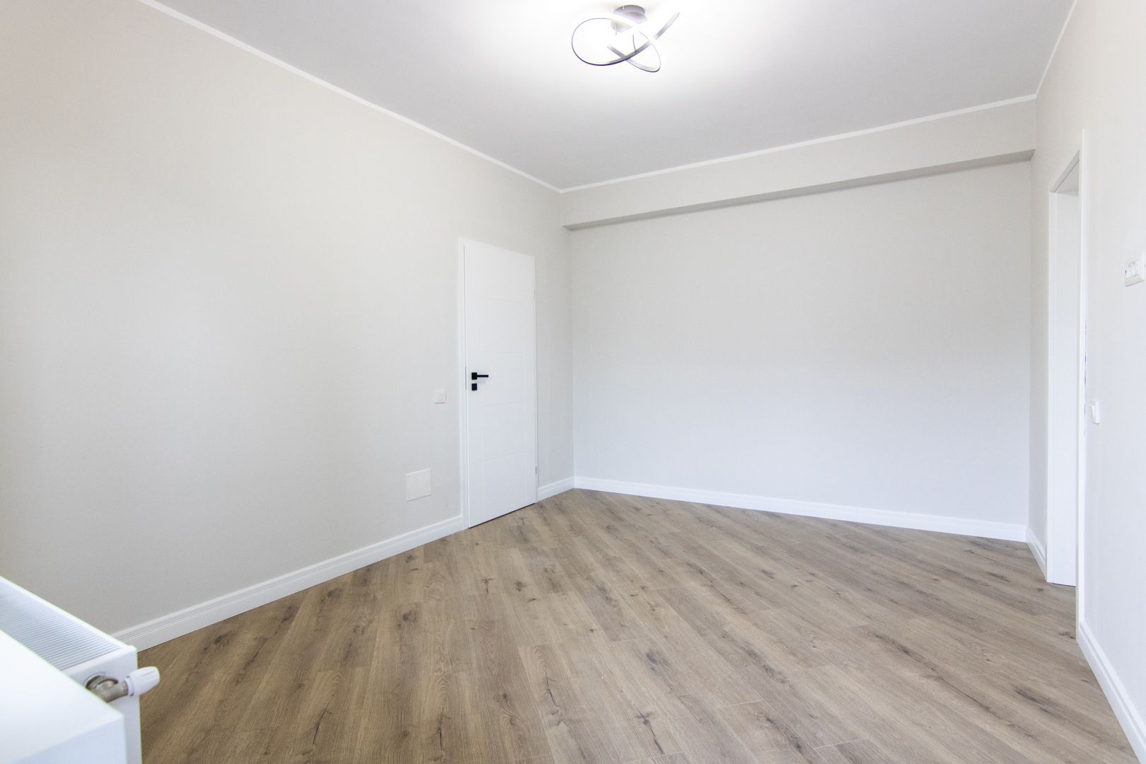 BLOC FINALIZAT, PENTHOUSE - 3 CAMERE, 2 BAI, TERASA DE 178MP,  CENTRALA PROPRIE - Poză 11